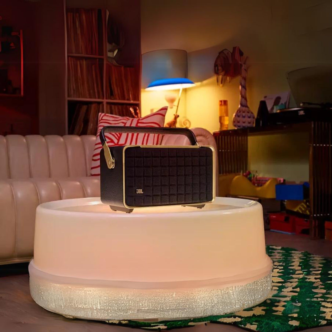 JBL Authentics 300